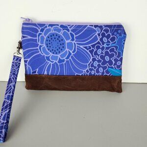 Local Threads Handmade Fabric Wristlet